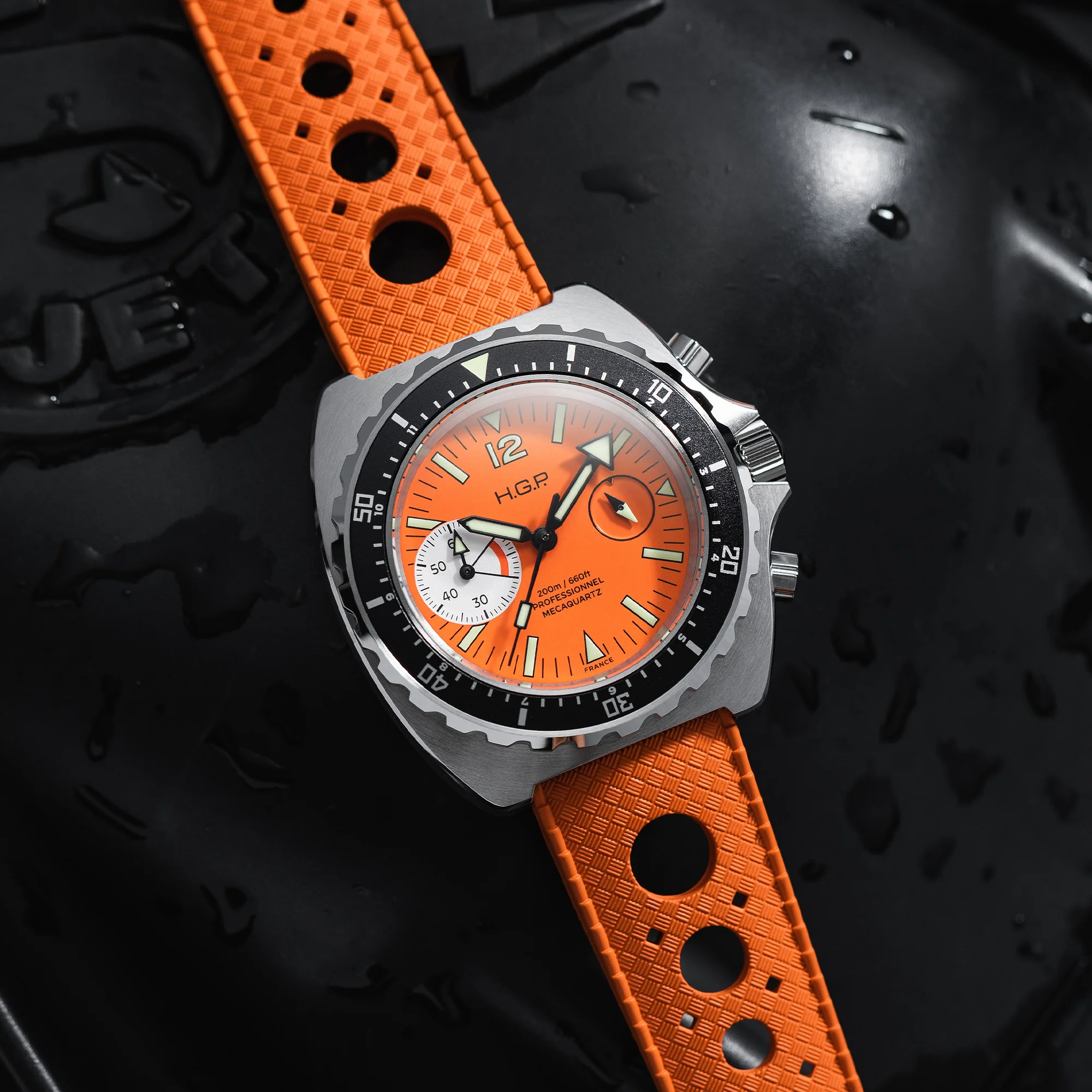 Diver 200M Chrono-Mecaquartz - Orange Dial & White Big-Eye Chronograph - Image 6