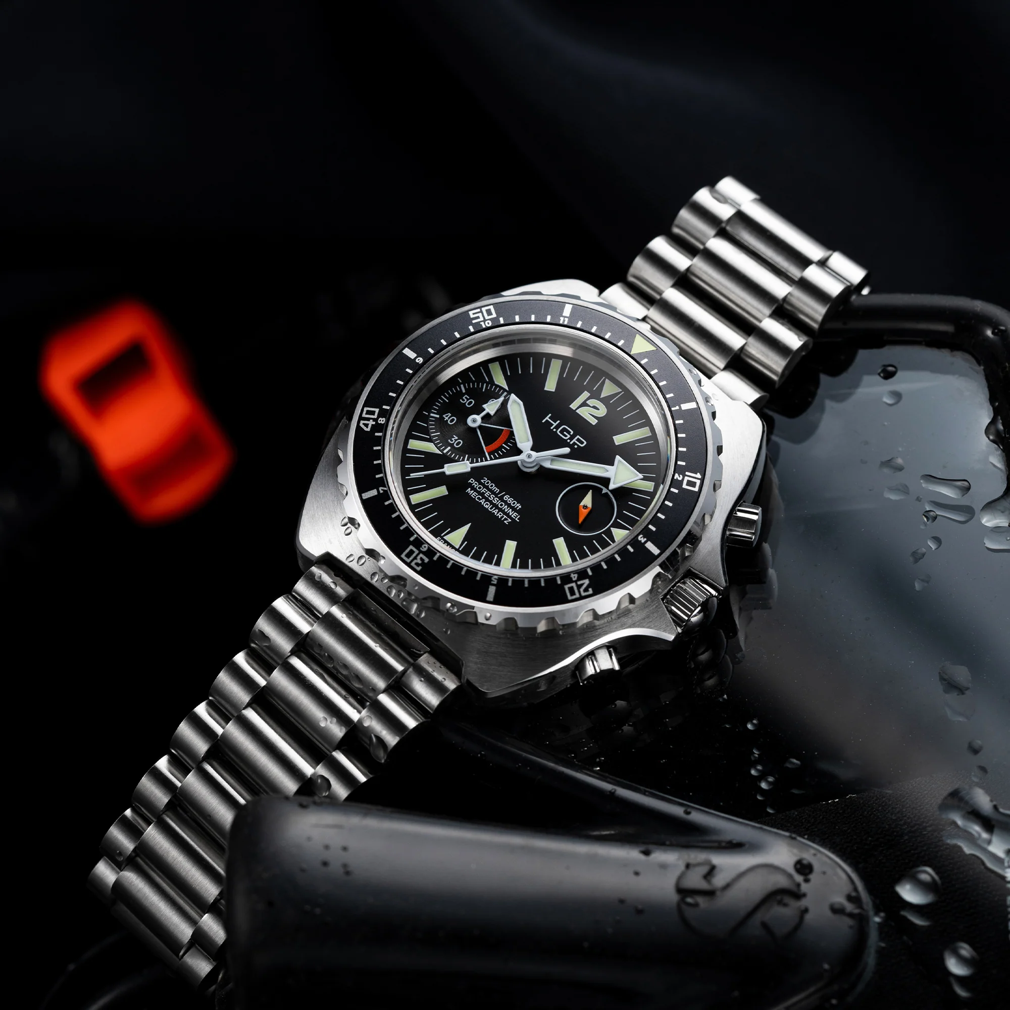 Diver 200M Chrono-Mecaquartz Chronograph - Black Big-Eye - Image 4