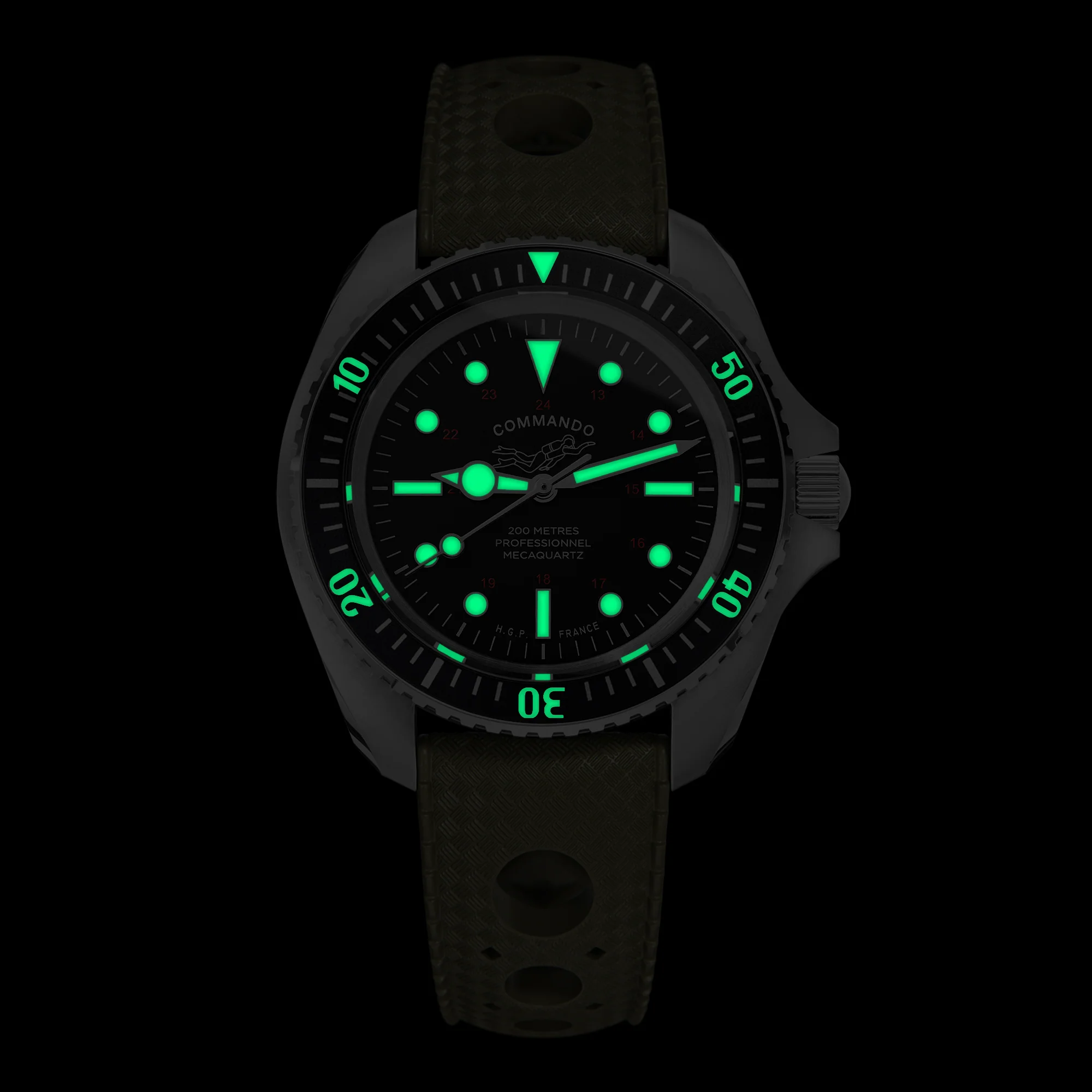 Diver 200M Mecaquartz Commando Diving Watch - Image 10