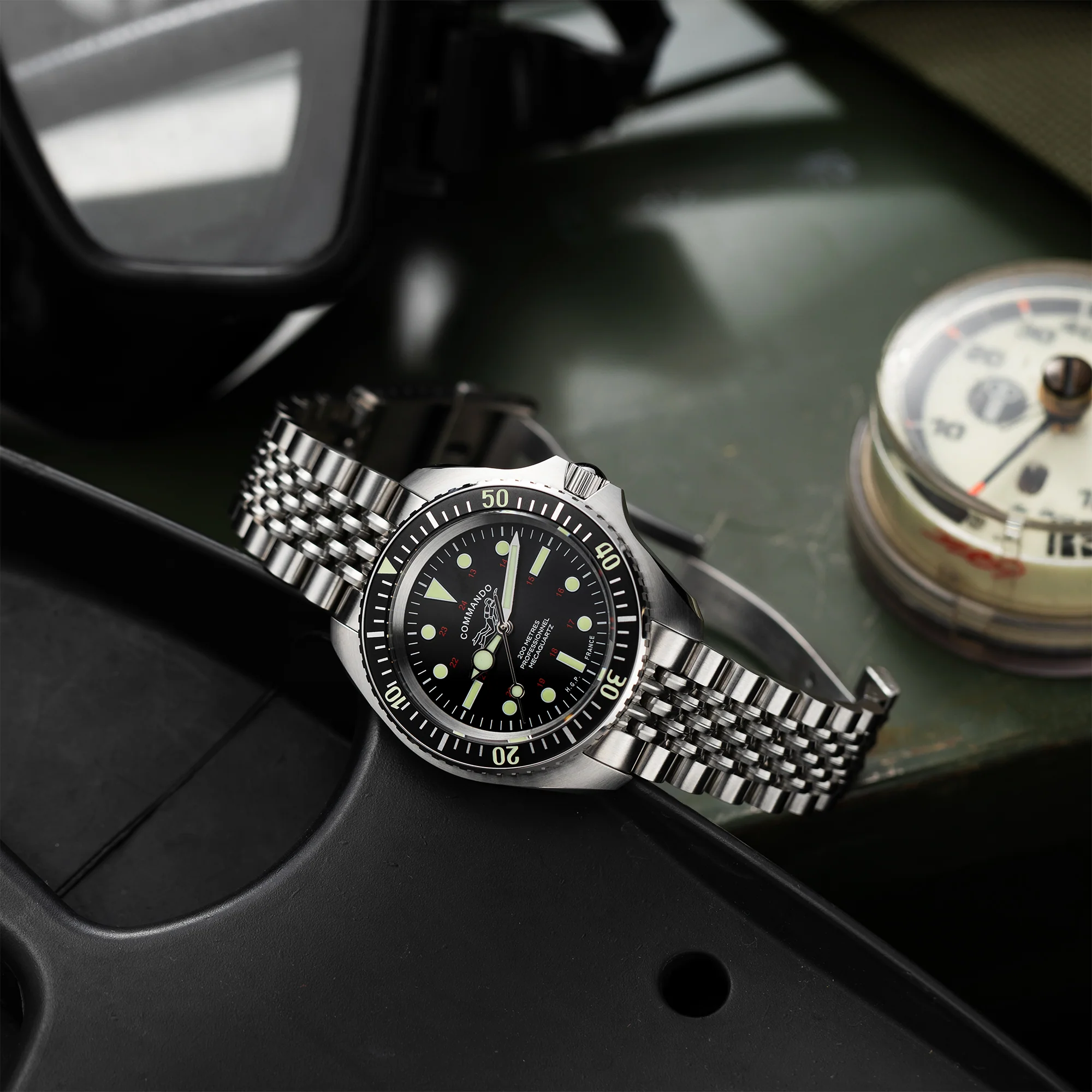Diver 200M Mecaquartz Commando Diving Watch - Image 7