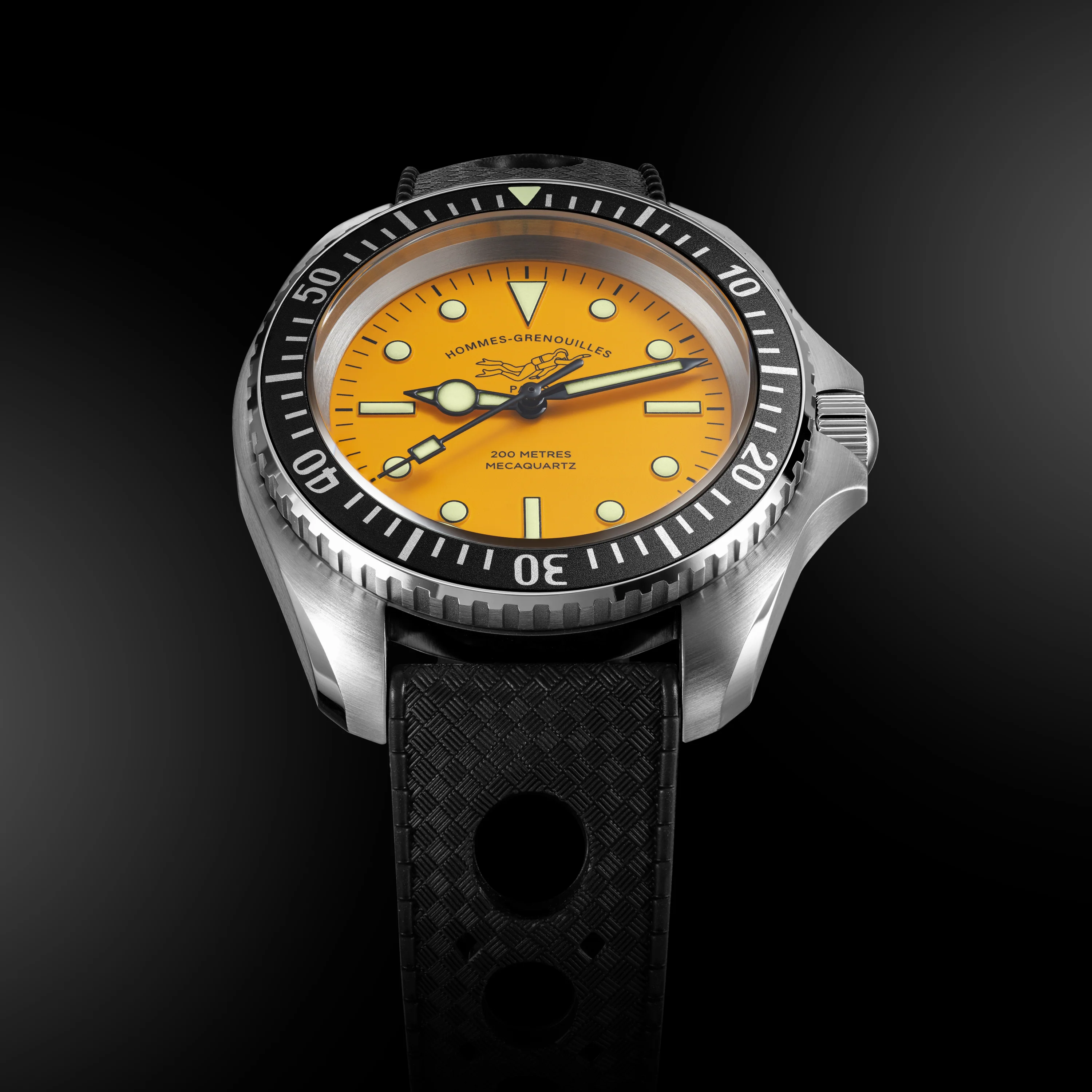 Diver 200M Mecaquartz Diving Watch - Yellow - Image 7