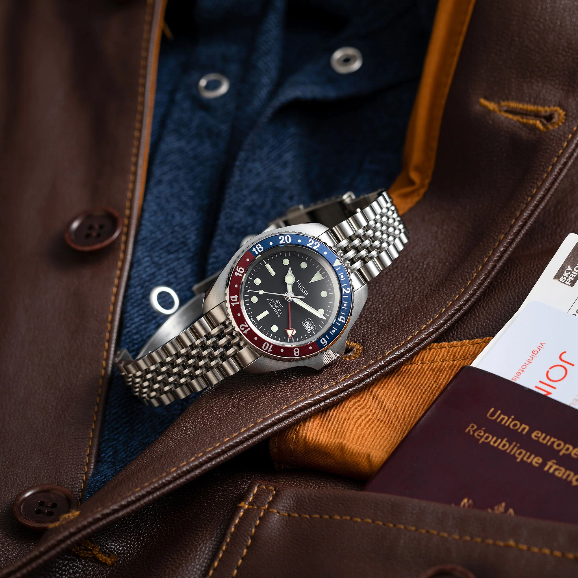 Diver GMT 200M Automatic - "Pepsi" - Image 7
